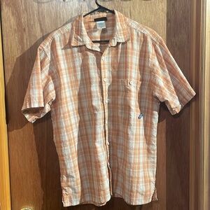 Patagonia puckerware LS shirt, size L; organic cotton poly blend